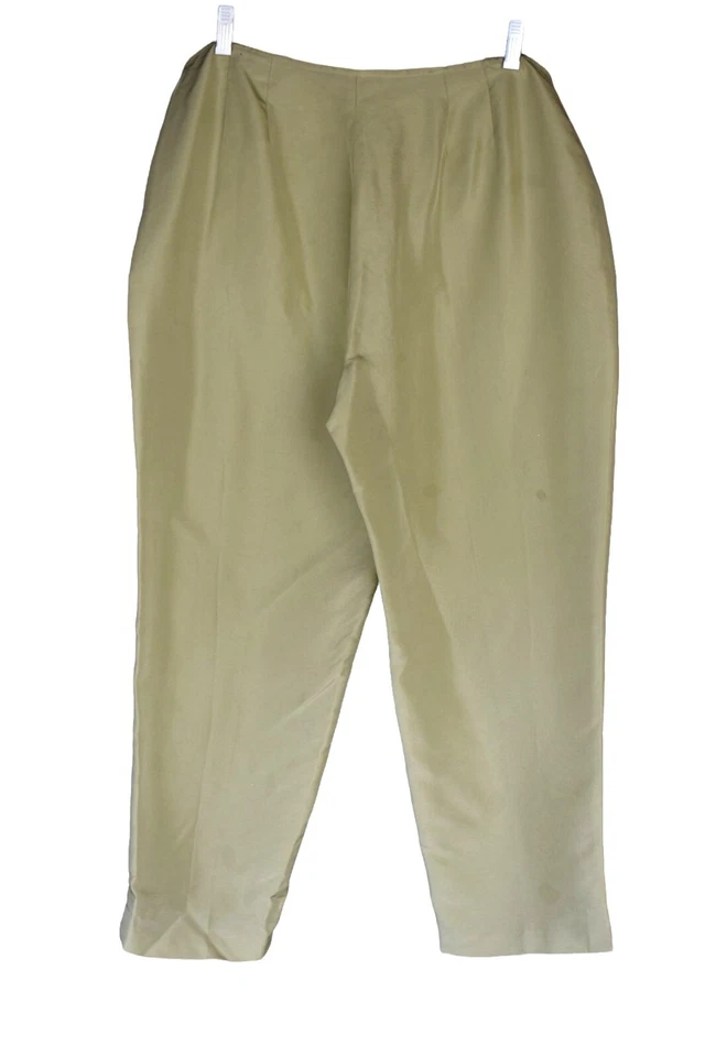 Women's Due per Due Collection Light Green Silk Crop Pants Size 14 - Image 2 of 4