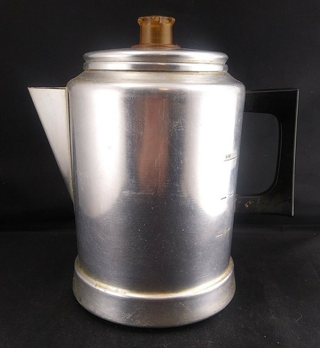 VINTAGE COMET ALUMINUM 5 CUP CAMP FIRE 