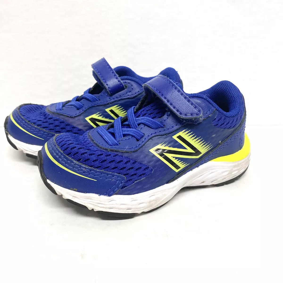 Toddler size top 6 new balance