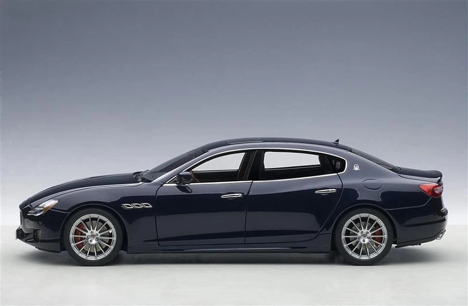 2014 MASERATI QUATTROPORTE GTS BLUE 1:18 AUTOart 75807 BRAND NEW IN BOX LAST ONE - Image 2 of 4