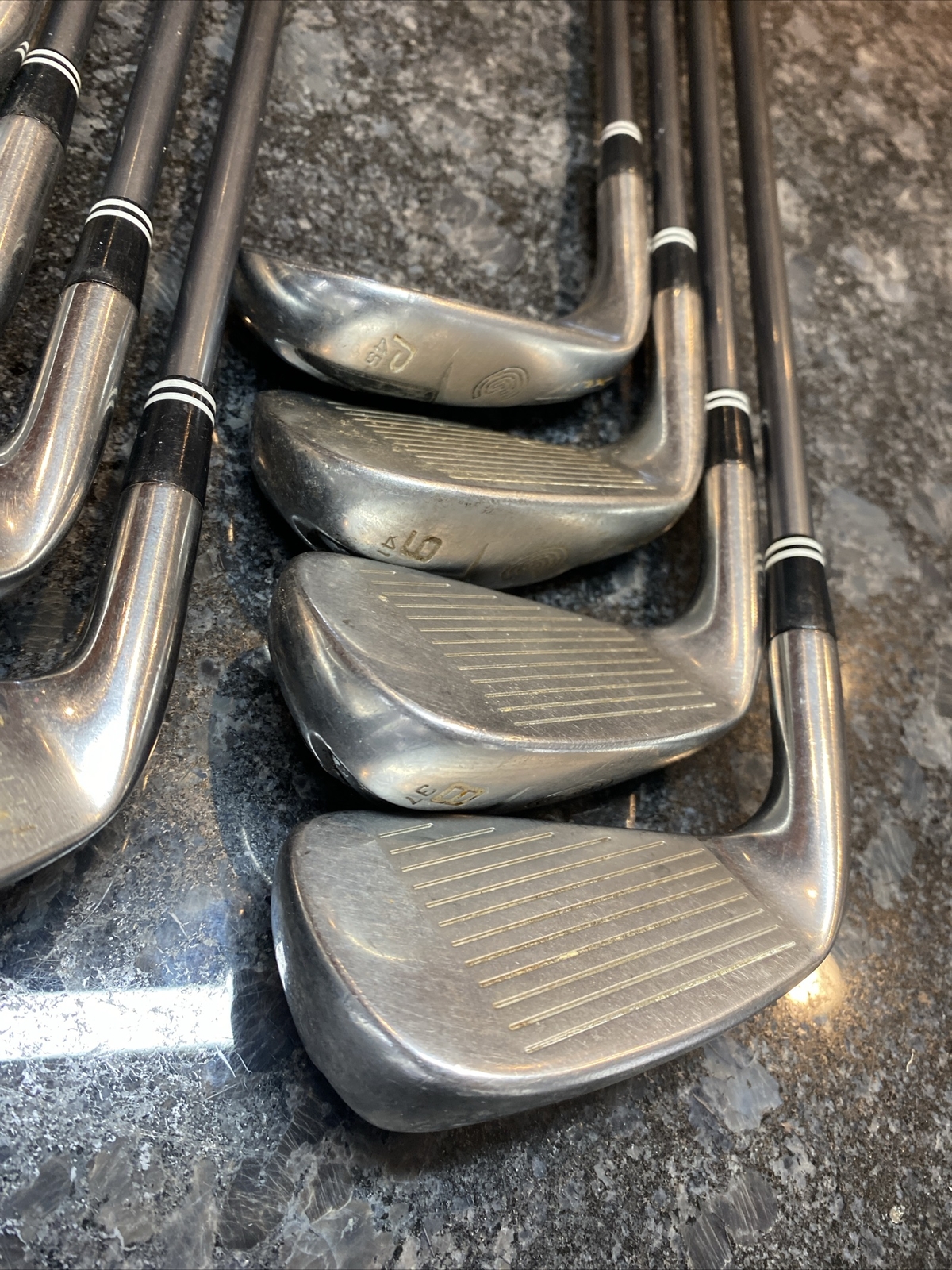 Cleveland Hibore Iron Set 3,4,5,6,7,8,9,P Men's RH R Flex Graphite