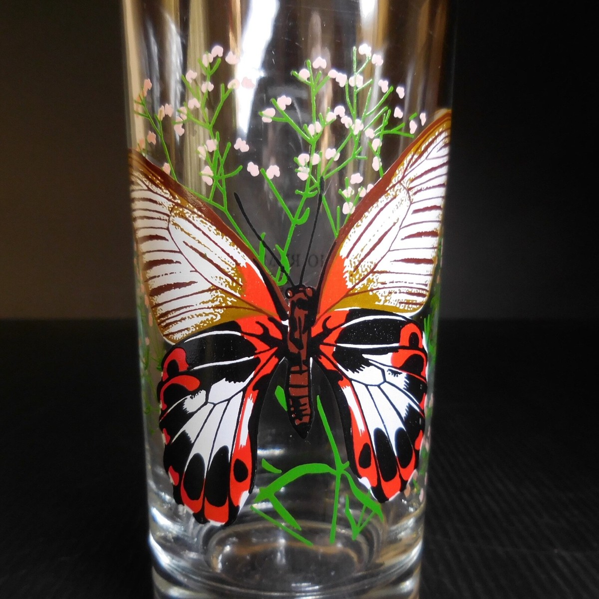 Belle Illustration De Silhouette De Papillon Vecteur De Papillon Volant | Vecteur Premium