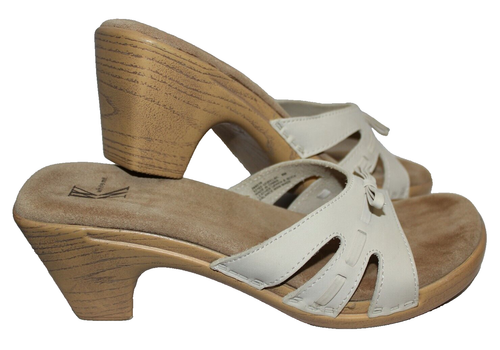 White Mountain Beige Ivory Leather Sandals Block Heel Cut Out Sides Bow 8M - Picture 9 of 12