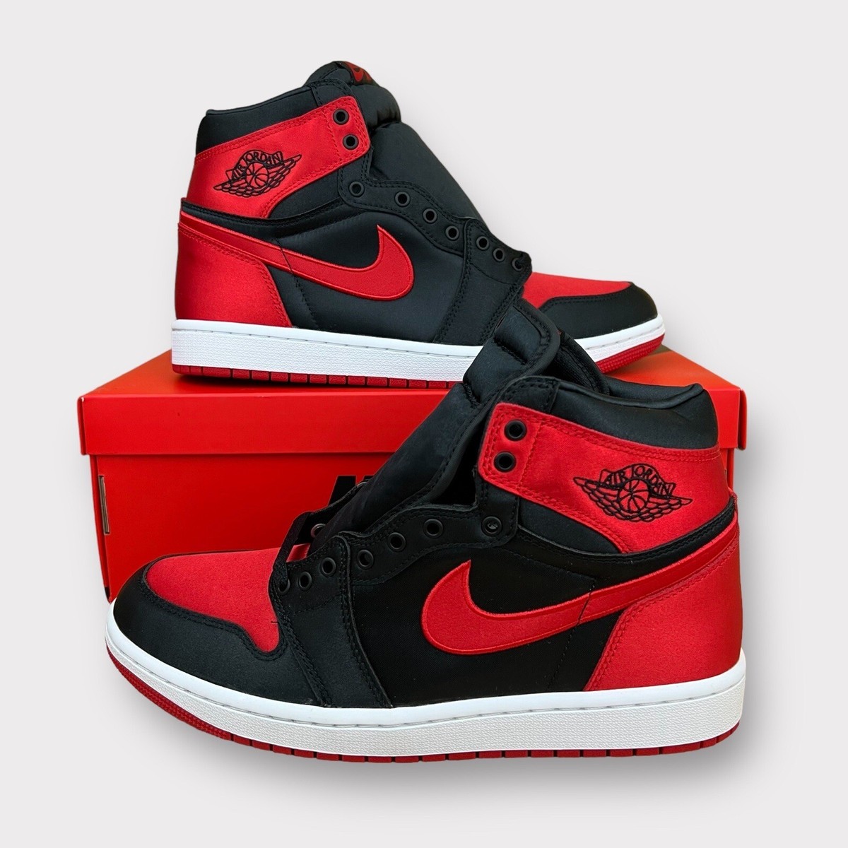 シューズ(女性用) NIKE AirJordan1 HIGH OG WMNS SATIN BRED Nike Women's Air Jordan 1 Retro High Oh 'Satin Bred' Wmns Sz