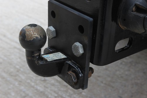 BLACK Tow Bar Towbar Trailer Accessories Drop Plate Boat 4 x 4 Landrover Bolts - Picture 8 of 27