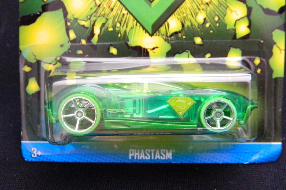 Coche Hot Wheels Superman Phastasm serie 2012 Foto 3 de 4