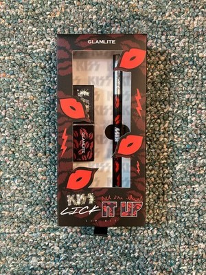 NEW GLAMLITE X KISS Lick It Up Lip Kit