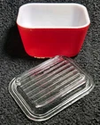 Pyrex Primary Red 501 Refrigerator Dish with Lid Vintage Small Fridgie No Chips
