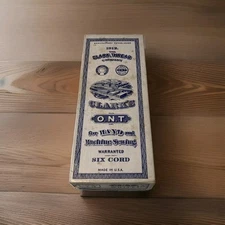 VTG THE CLARK THREAD COMPANY CLARK’S THREAD BOX & 24 SPOOLS OF BLACK THREAD STZ