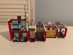 7208 LEGO City Fire Station