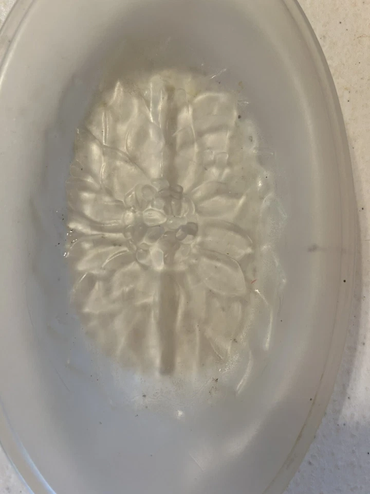 Jabonera decoradora de vidrio esmerilado e4 de colección Avon Foto 3 de 4