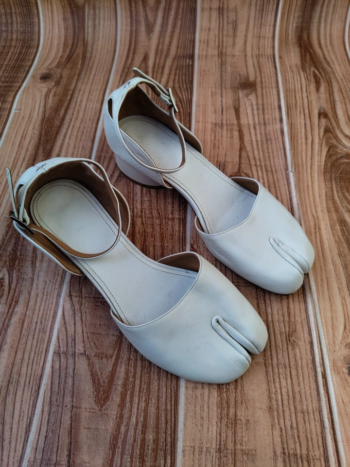 Maison Martin Margiela TABI Leather Mary Jane White Leather Straps EU 36 US 6 - Image 3 of 4
