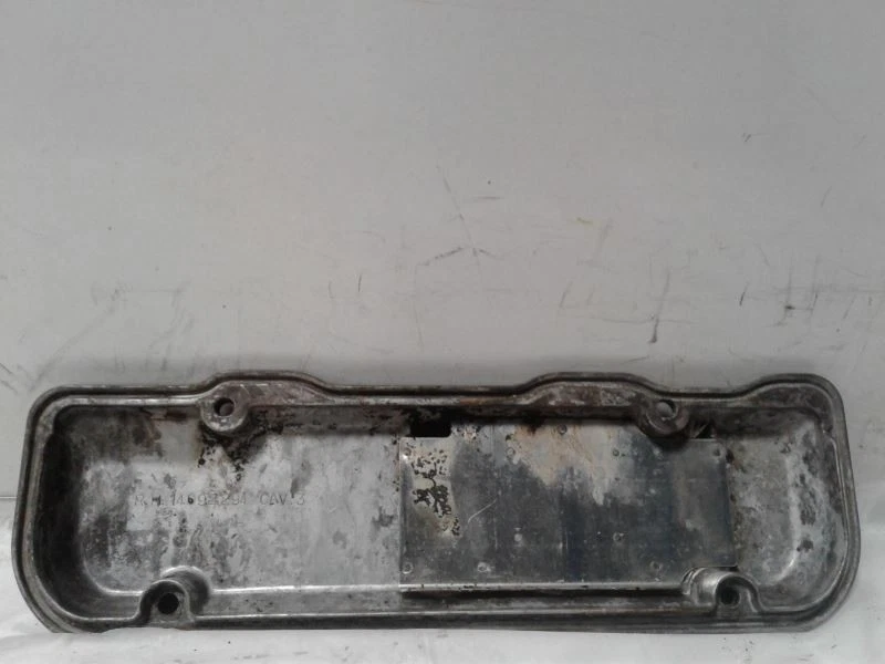 CELEBRITY 1987 Valve Cover 1272408 - Image 3 of 4