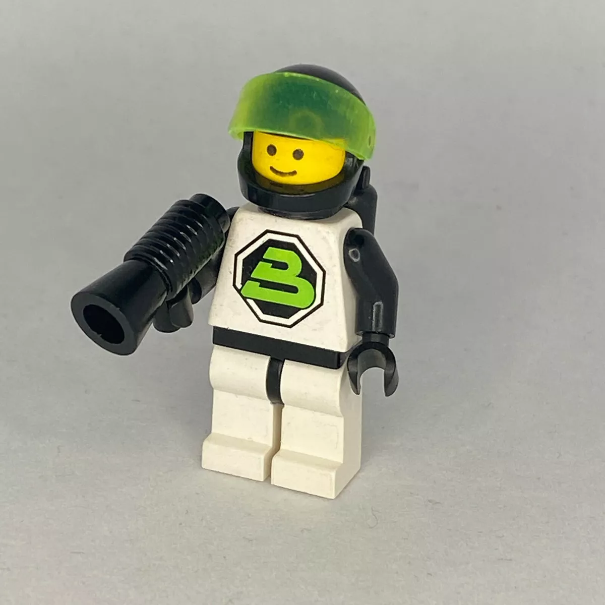 Lego blacktron cheap minifigure