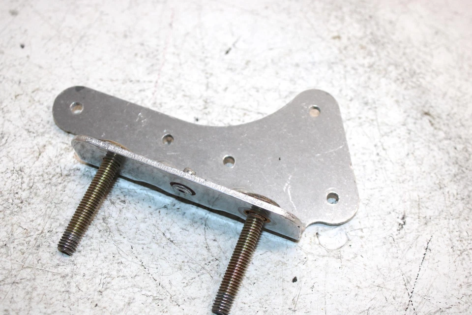 02 Soporte de escape Ski-doo Grand Touring 500 OEM 514053263 SS24 Foto 3 de 4