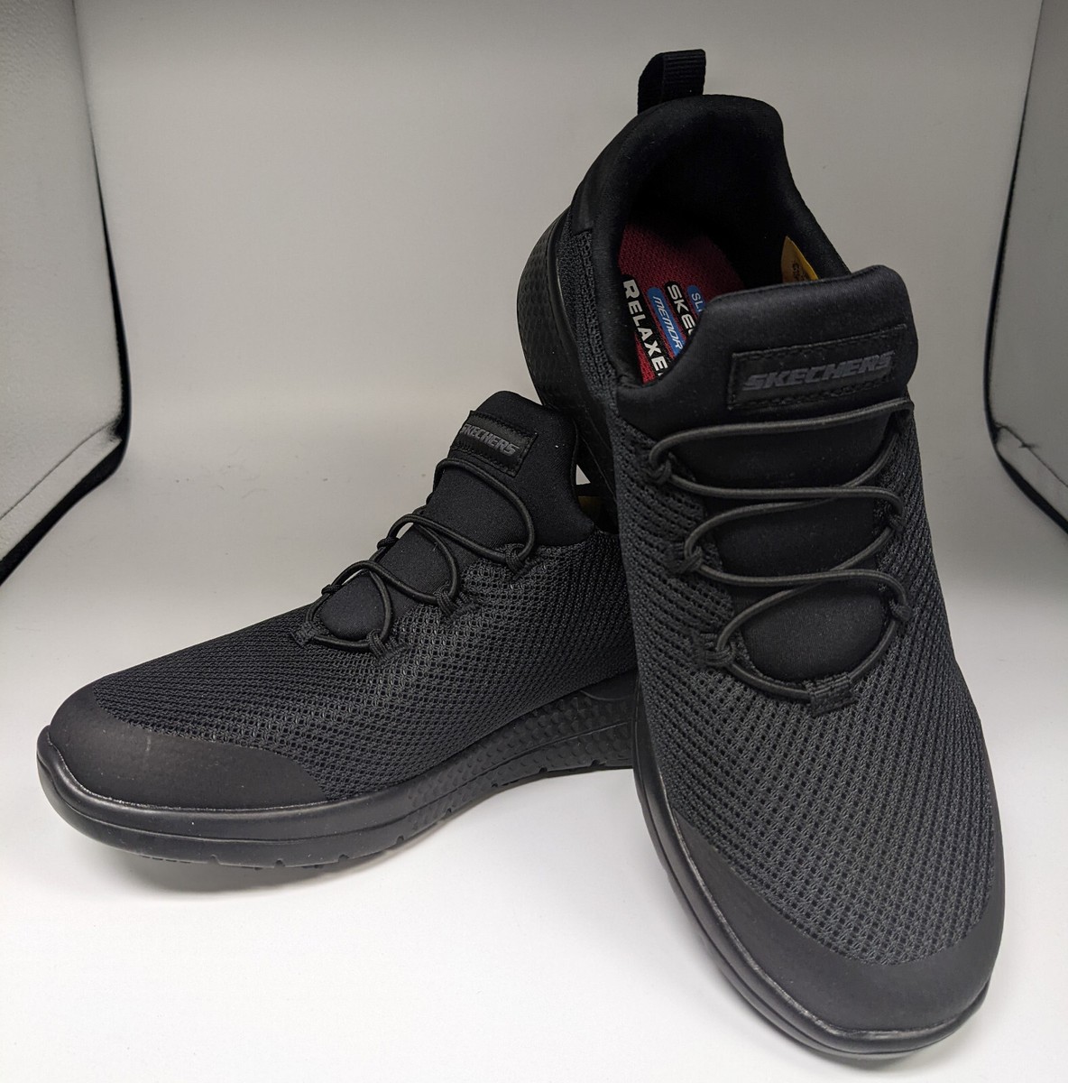 SKECHERS Memory Foam ブラック スニーカー Skechers Women's Black Memory Foam Slip Resistant Relaxed