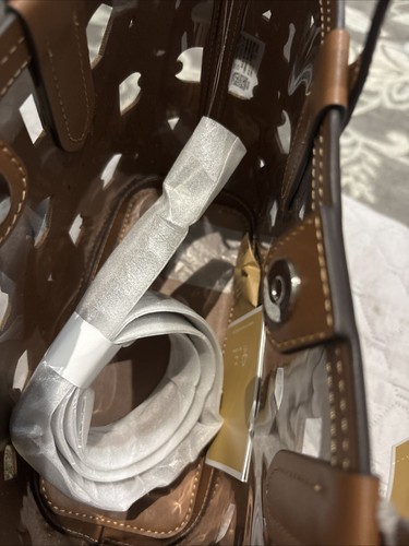 MICHAEL KORS Eliza Small E/W Open Crossbody Tote Bag Luggage Leather Brand New - Picture 5 of 5