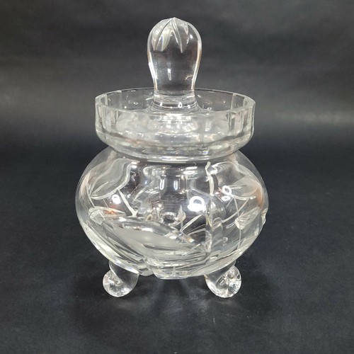Vintage IRENA Poland 24% LEAD CRYSTAL COVERED CANDY DISH with Original Sticker - Picture 8 of 12