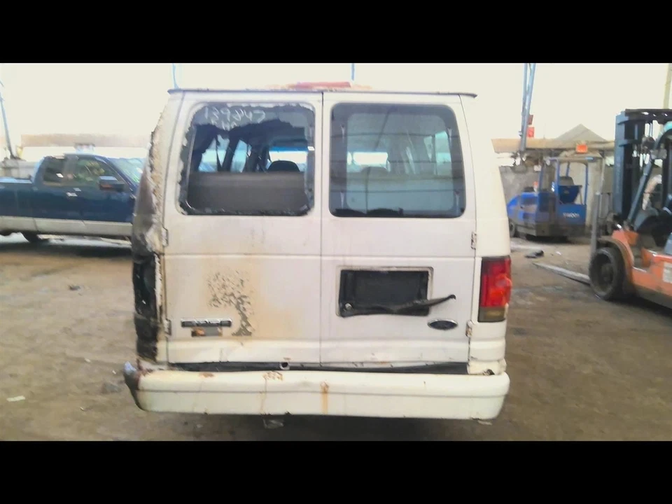 Rear Axle 9.75" Ring Gear Semi-floating Axle Fits 01-07 FORD E250 VAN 6392866 Foto 3 de 4