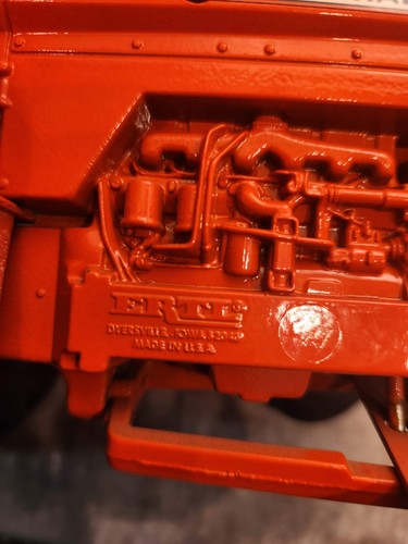 ERTL Allis Chalmers AC D21 Turbocharged Diesel, Orange Farm Tractor, 1/16 - Picture 9 of 9