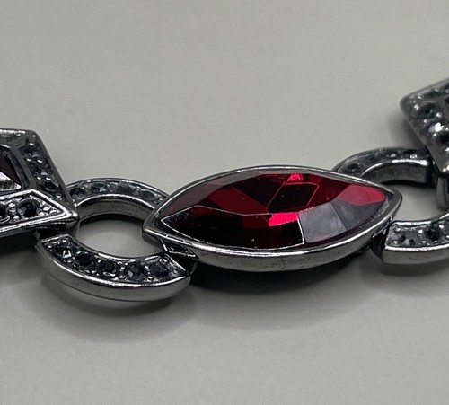 Givenchy Women’s Bracelet Gunmetal Red Black Crystals Cuban Link Chain - Picture 4 of 11