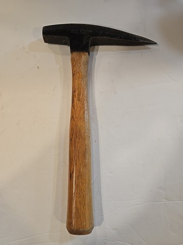 TRUE TEMPER 20PP Geologist Rock Pick Hammer Original Oak Handle"
