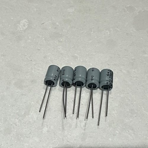 Condensador genérico NKL 220uf25 (paquete de 5) - Imagen 8 de 8