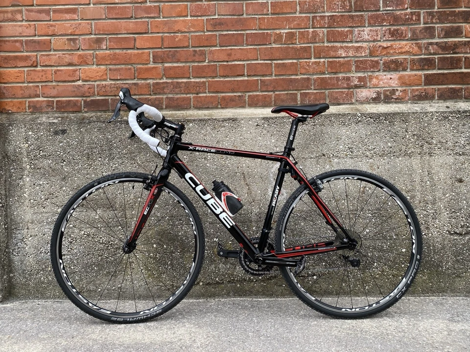 Cube X-Race Competition Rahmengröße M Top Zustand