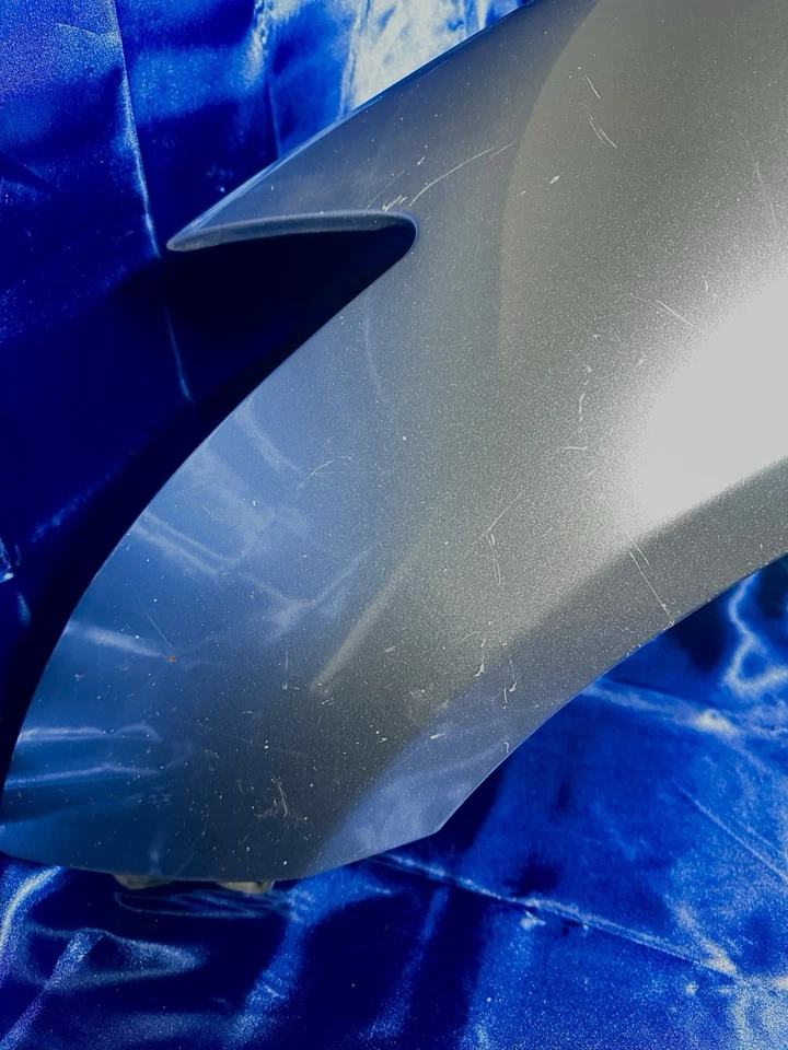 Guardabarros izquierdo Infiniti G35 2003-2006 cupé OEM | Panel gris de fábrica Foto 3 de 4