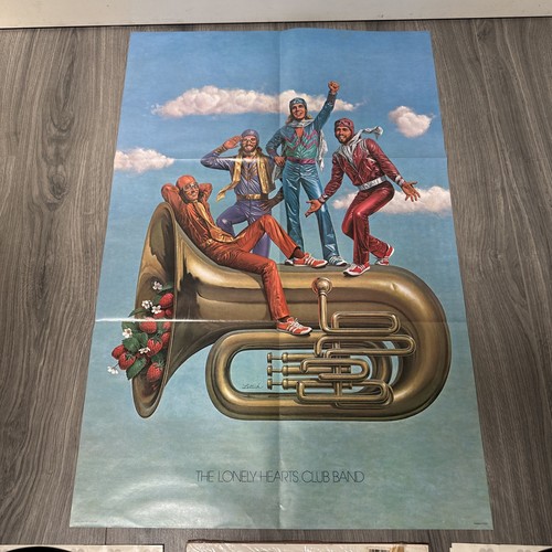 Sgt Pepper's Lonely Hearts Club Band 2LPs Vinyl Playtested RS-2-4100 and Poster - Picture 4 of 6