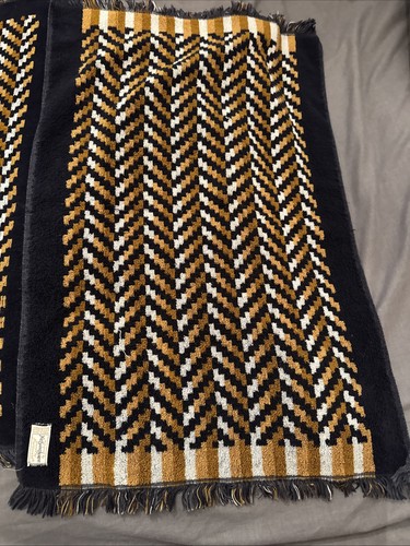 Vintage YSL YvesSaintLaurent Black / Gold Fieldcrest Hand Towels (2) - Picture 4 of 9