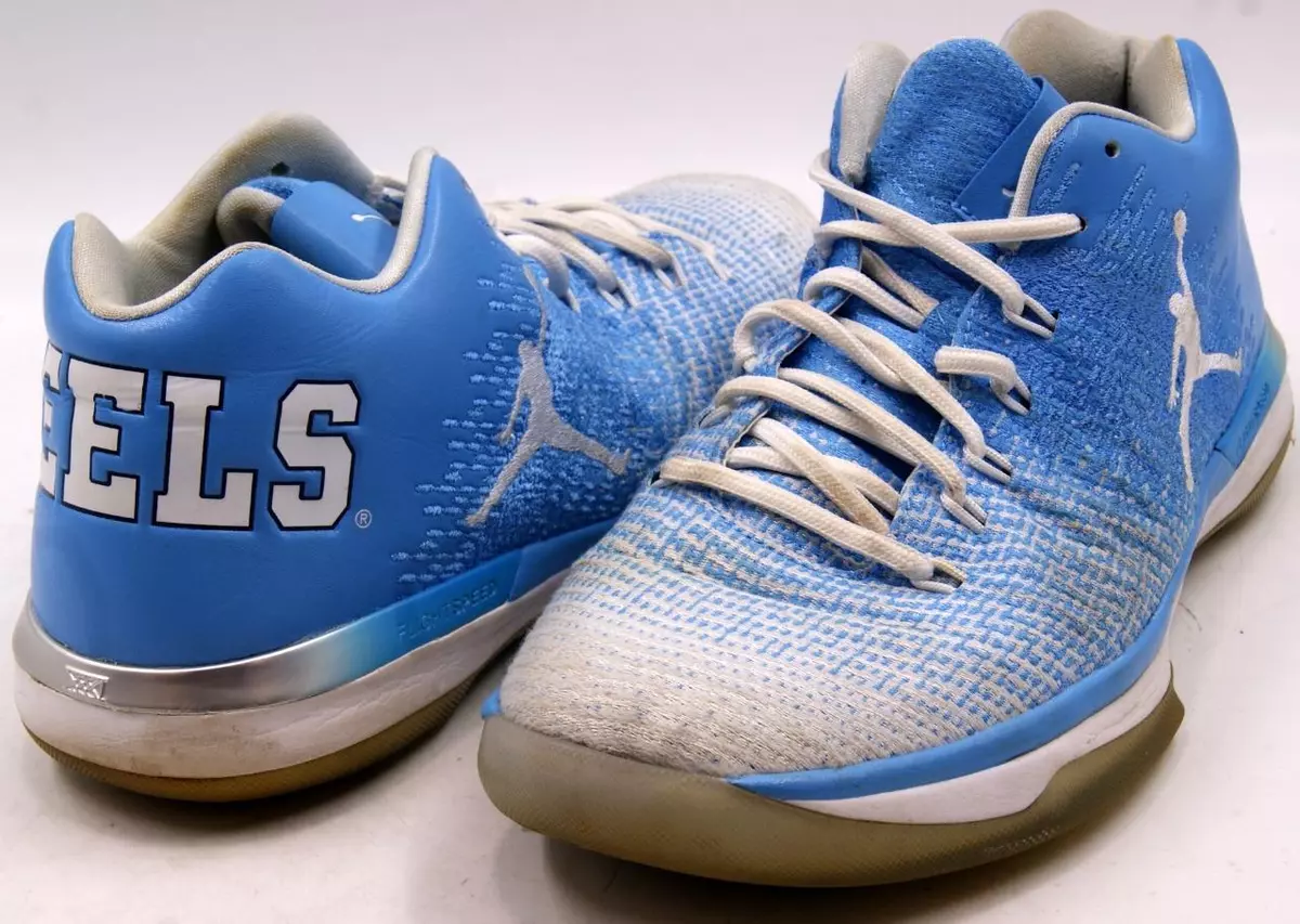 North Carolina Tar Heels Wear Jordan Luka 1 Shoes - Sports