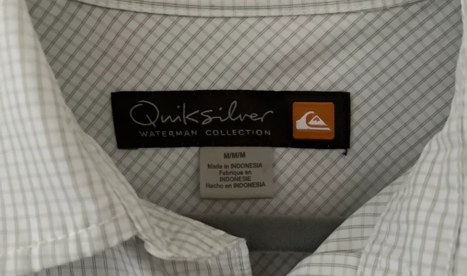 Camisa Quicksilver Waterman para hombre manga corta talla mediana abotonada Foto 3 de 4