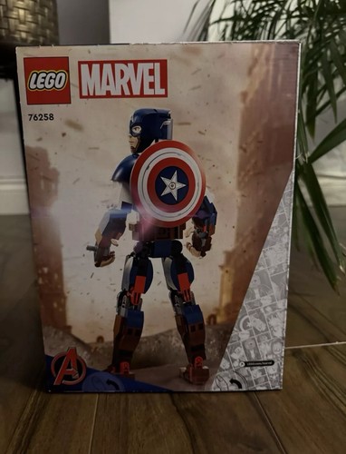 LEGO Super Heroes: Captain America Construction Figure (76258) - Picture 2 of 2