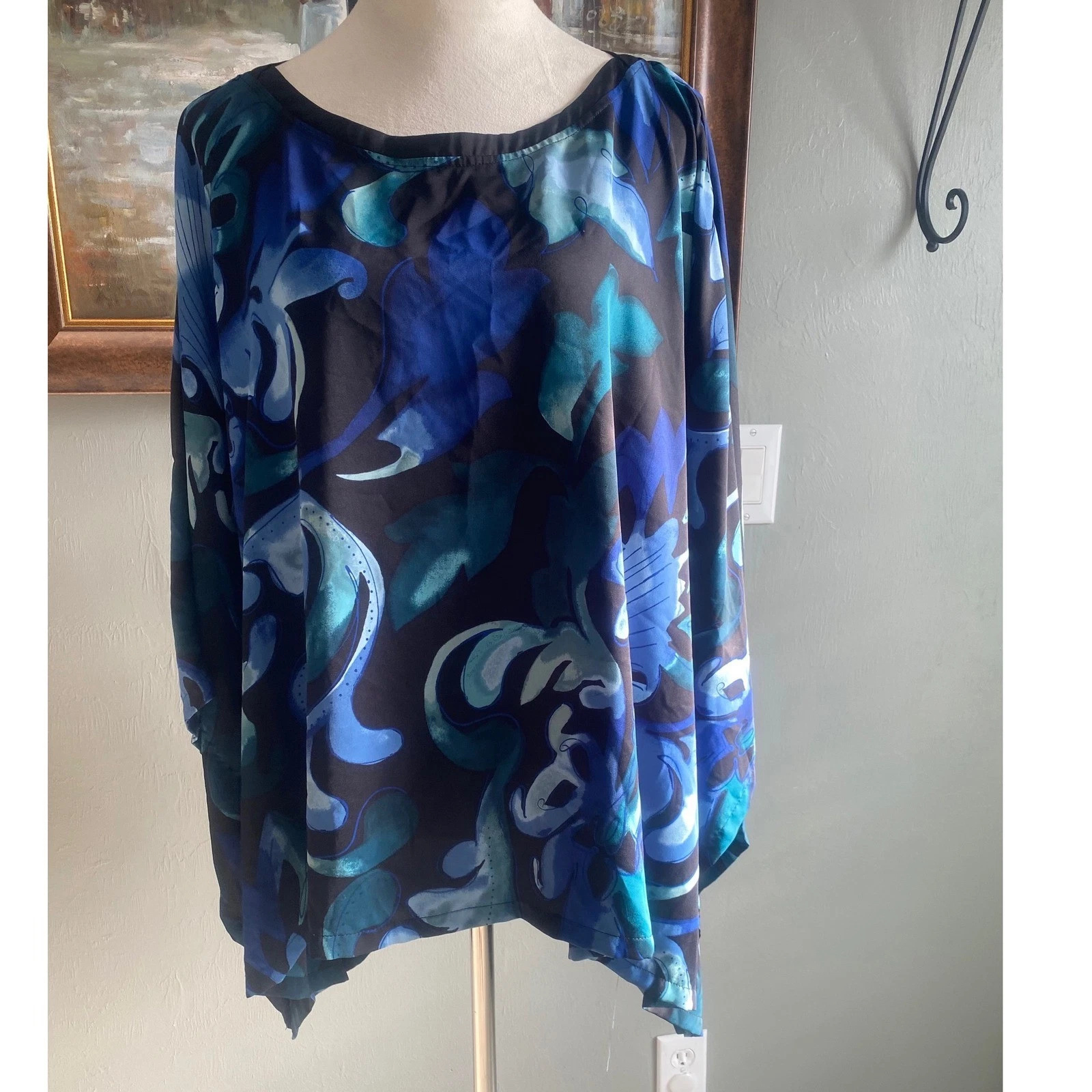 Chicos Blue Teal Abstract Floral Poncho Top Kaftan Handkerchief Hem L XL