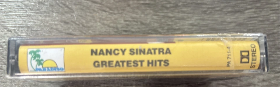 NANCY SINATRA - Greatest Hits : Cassette Album : Ft Dean Martin - Frank Sinatra - Image 3 of 3