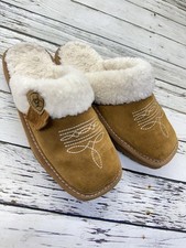 Ariat Jackie Women's Slippers, Size 6 Suede, Chestnut Cushioned, Square Toe