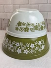 Vintage Pyrex Mixing Bowls Crazy Daisy Spring Green & White #402 & 403