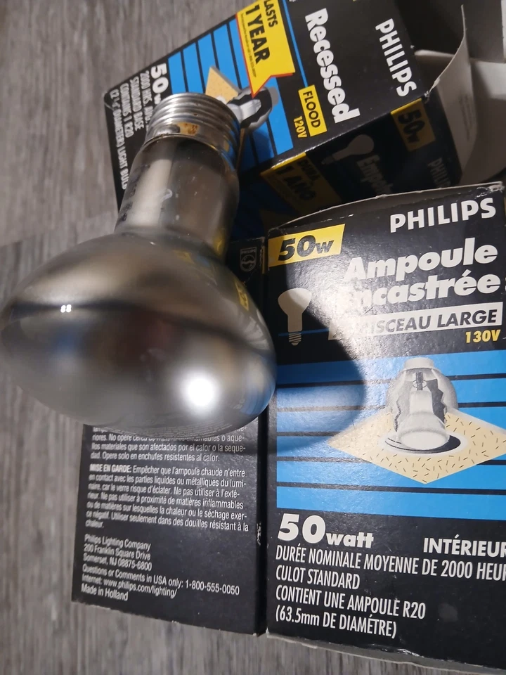 (3) Philips Recessed Flood 50 Watt Bulb Indoor 2 1/2” Diameter 4x R20 Light Bulb - Image 3 of 4