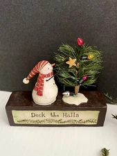 Blossom Bucket Winter Christmas Tree Snowman Figurine Scarf Deck The Halls Suzi