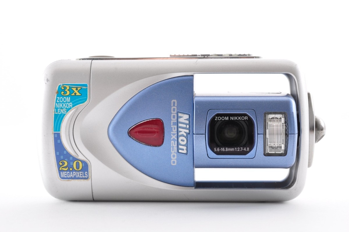Nikon coolpix 2500 美品　すぐ使えるセット Nikon coolpix 2500 美品 すぐ使えるセット