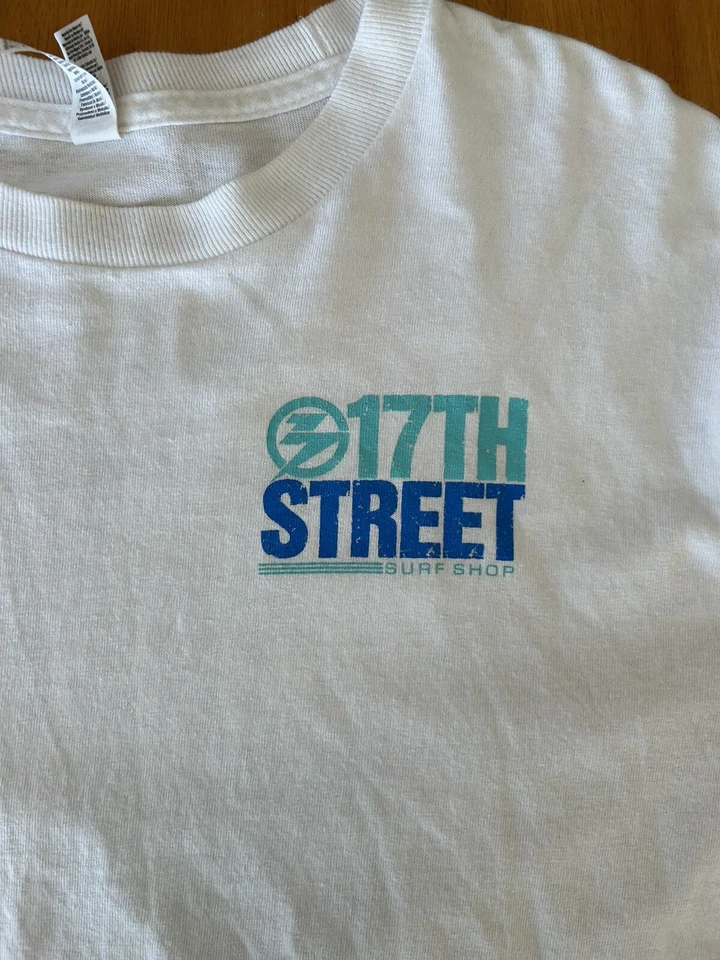 Camisa 17TH STREET Surf Shop Virginia Beach Outer Banks Juvenil Mediana Niños PLAYA Foto 4 de 4