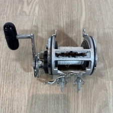Daiwa Sealine 350H conventional reel w/ clamp- RP
