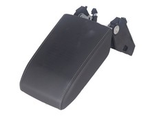 Armlehne VW Golf VIII (CD) 1.5 TSI  96 kW  131 PS (07.2019-> ) 5H0864207C 