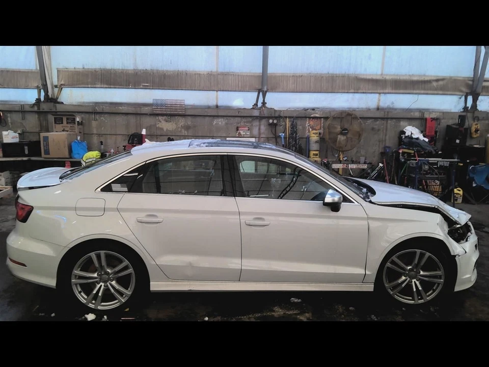 S3 AUDI 2015 Fuel Filler Neck 6442355 Foto 4 de 4