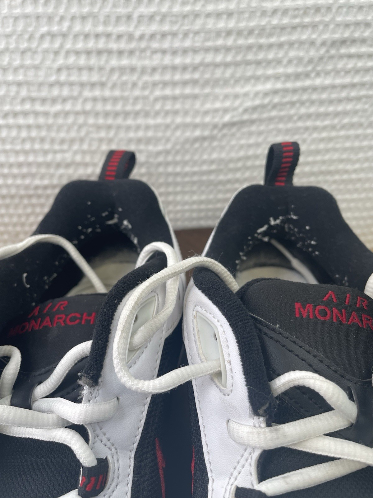 Nike Air Monarch IV White Black Red Athletic Shoes 416355-101 Men’s Size 11 thumbnail 12
