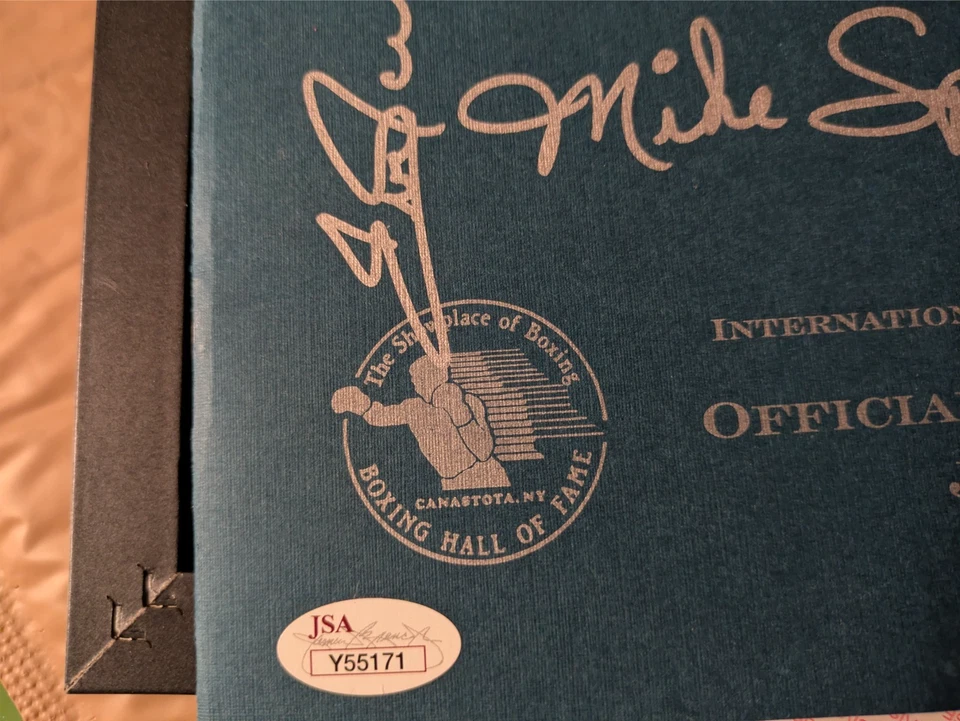 1996 International Boxing HOF Program 8 Autographs JSA Graded with Certificate - Image 3 of 4