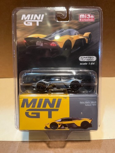 1/64 MINI GT MIJO EXCLUSIVES ASTON MARTIN VALKYRIE YELLOW CHASE CAR - 第 1/2 張圖片