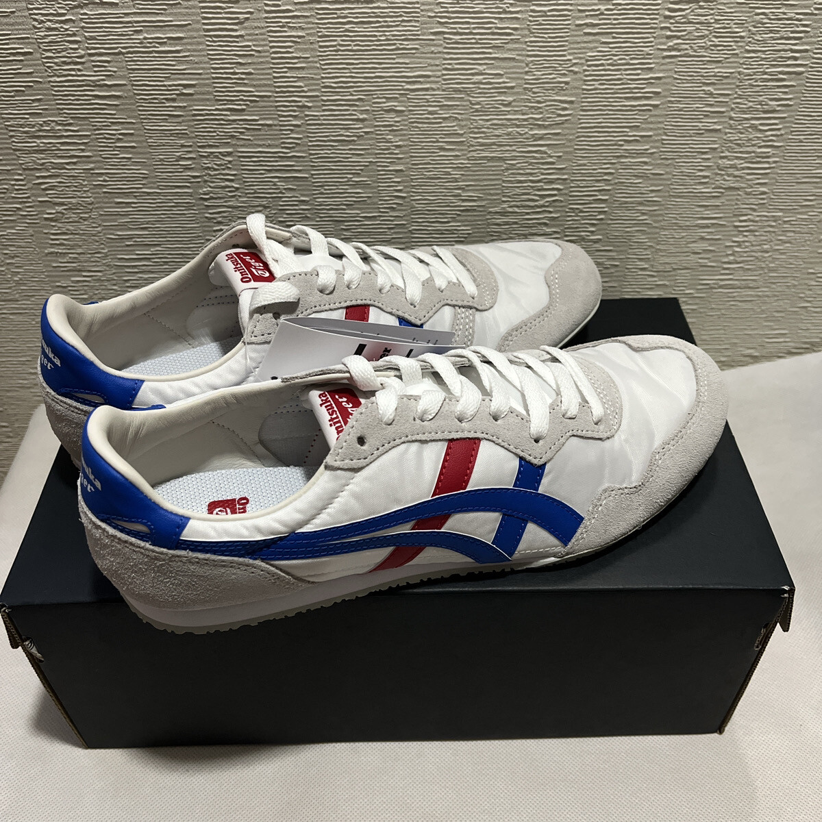 ナイキ エア ジョーダン 1 LOW G ホワイト 28.5cm Onitsuka Tiger SERRANO 1183B400 100 White Directoire Blue Unisex