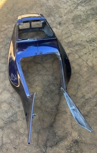 original - SUZUKI RGV250 VJ22 REAR TAIL SECTION, WIDE, OFF A 1991 M Model - Picture 3 of 5